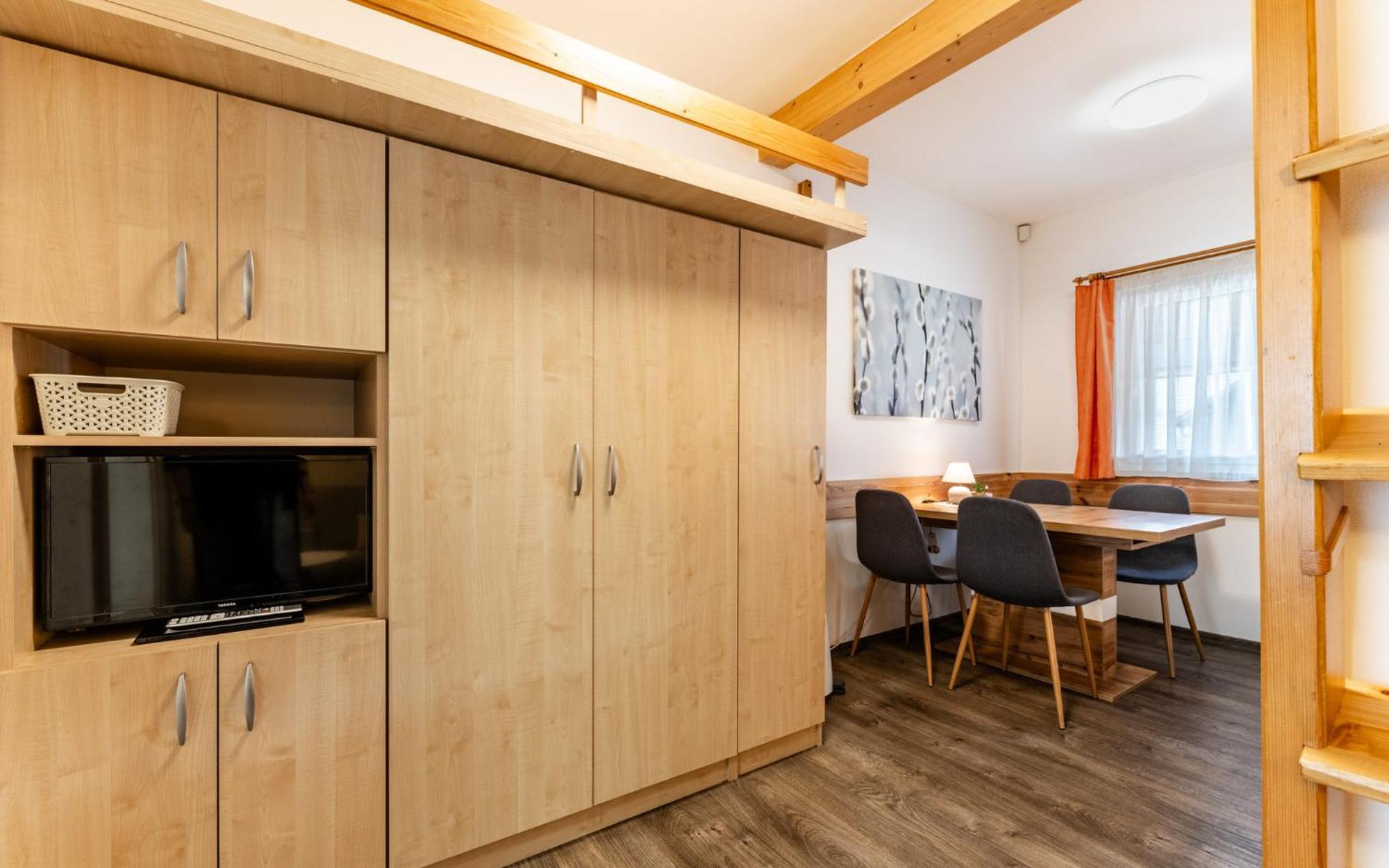 Rodinne Apartmany Rafael Bedrichov Bilik gambar